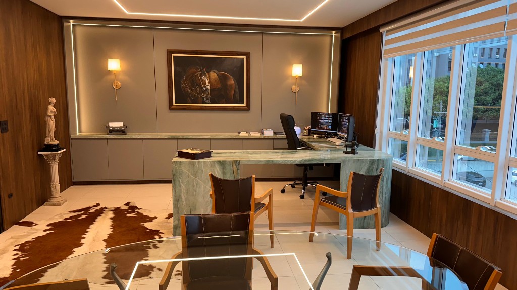 Sala executiva do escritório Fernando Tonet